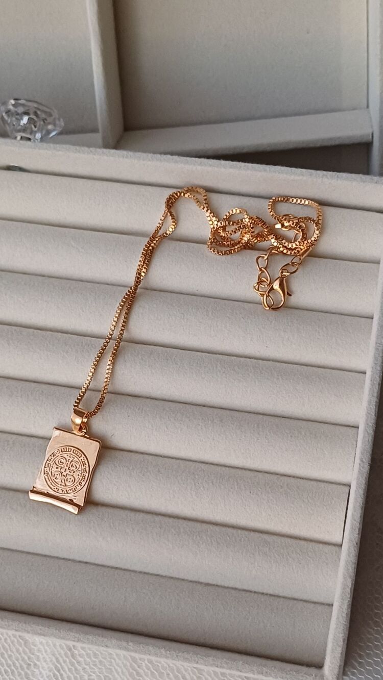 Madalyon gold çelik kolye 