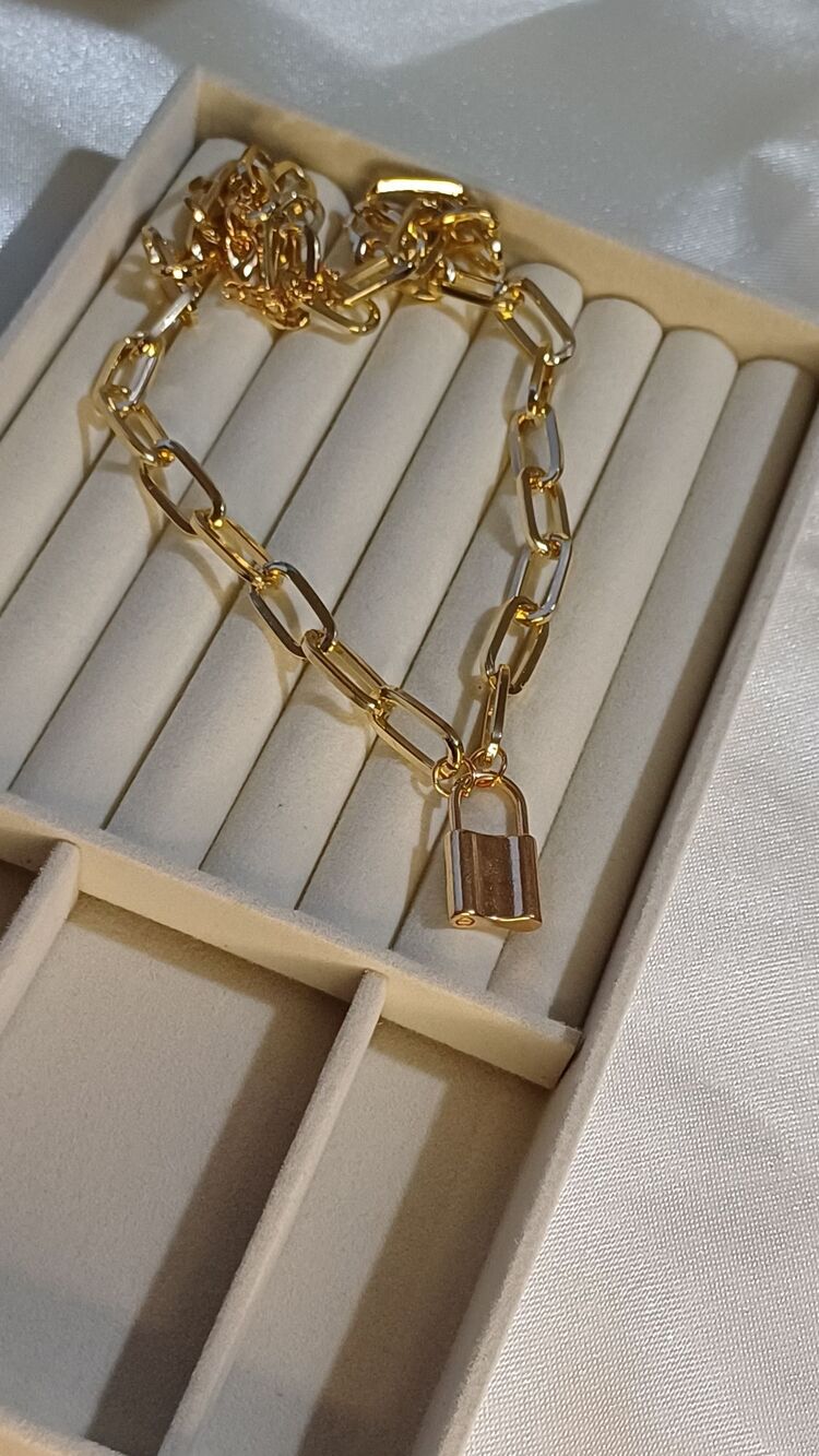 Kilitli gold çelik kolye