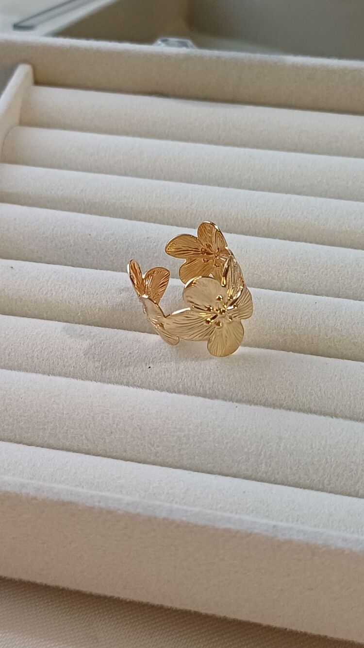 Papatya çelik gold yüzük 