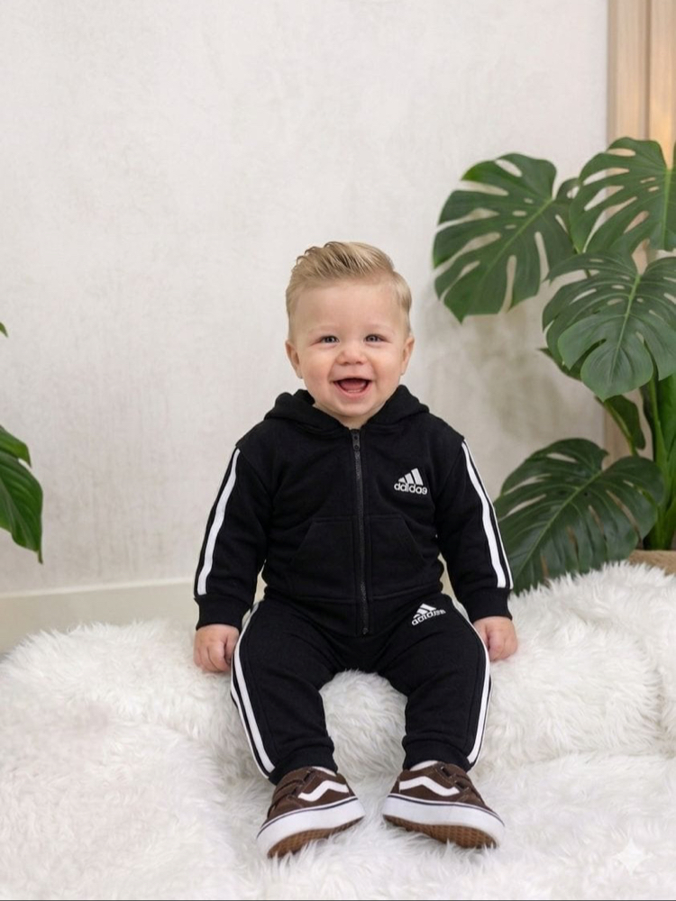 Kapüşonlu Adidas Eşofman Takımı