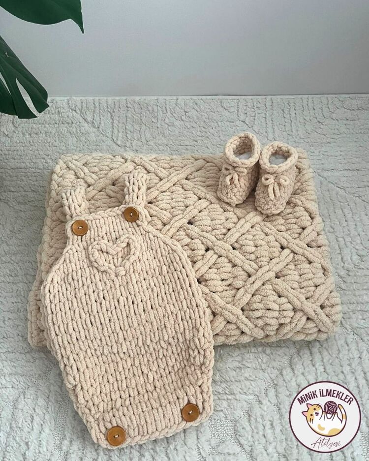 Bebek Set (Tulum, Battaniye, Patik) – Bal Köpüğü, – El Örgüsü
