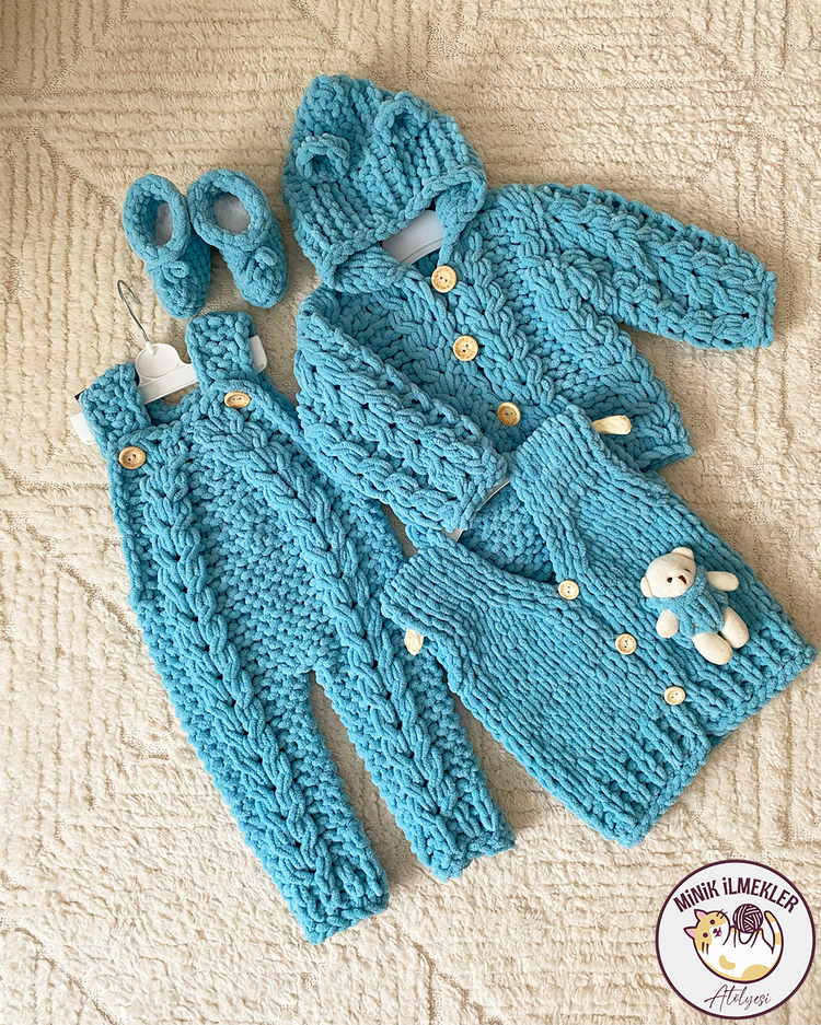 Bebek Set (Yelek, Hırka, Tulum, Patik) – Azur Mavi, – Alize Puffy, El Örgüsü