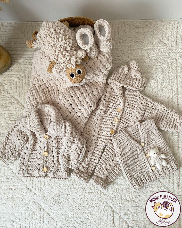 Bebek Set (Yelek, Hırka, Tulum, Battaniye, Patik, Kuzu) – Fil Dişi, – El Örgüsü