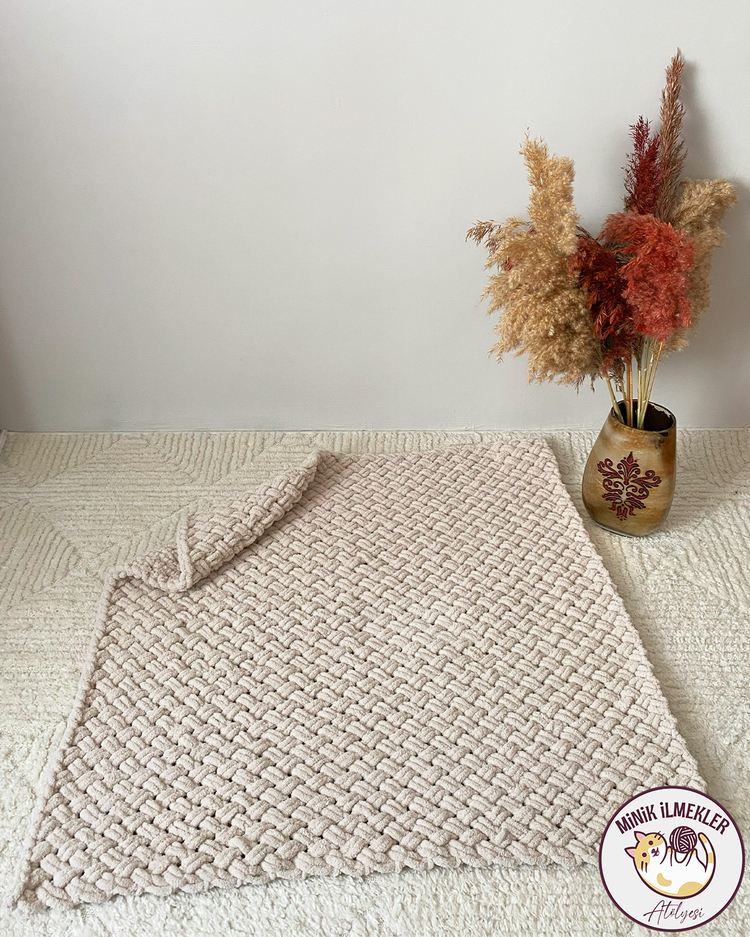 Bebek Battaniyesi – Fil Dişi, 90x90 cm – Alize Puffy, El Örgüsü