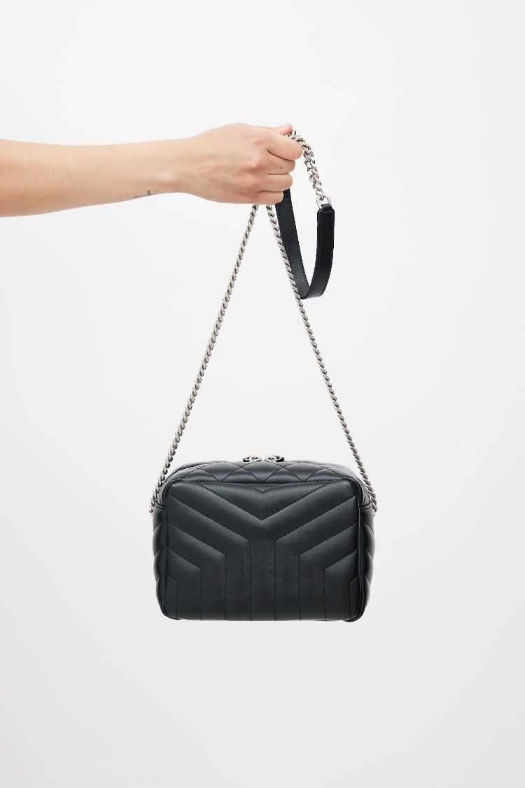 Yves Saint Laurent siyah Loulou çanta