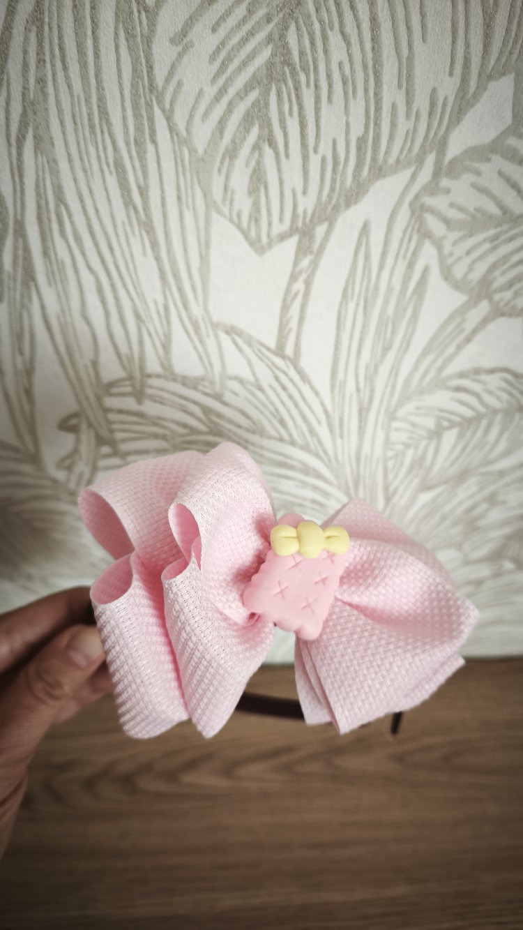 Pink Cookie Dream

Taç