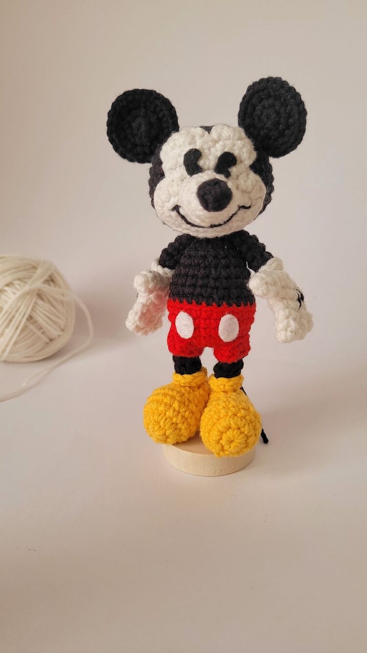 MİCKEY AND MİNİ MOUSE - DİSNEY