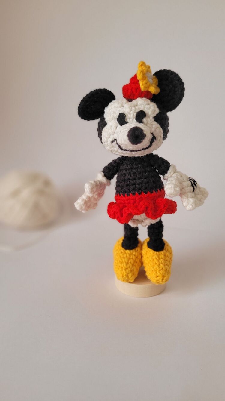 MİNİ MOUSE - DİSNEY