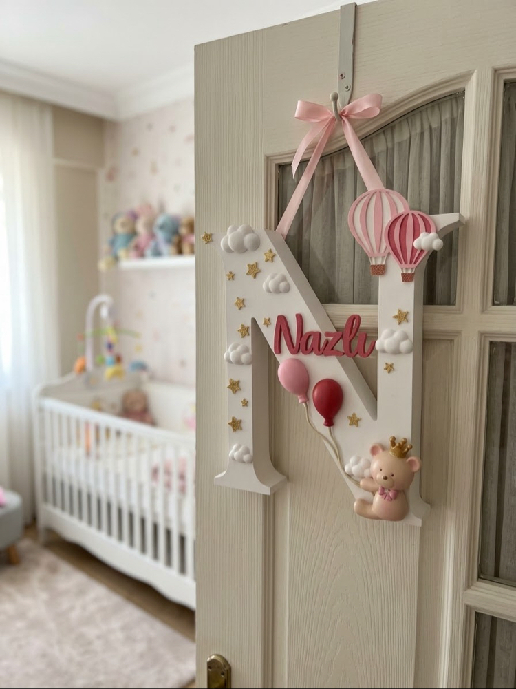 Kişiye özel balonlu ayı figürlü harf (N)
