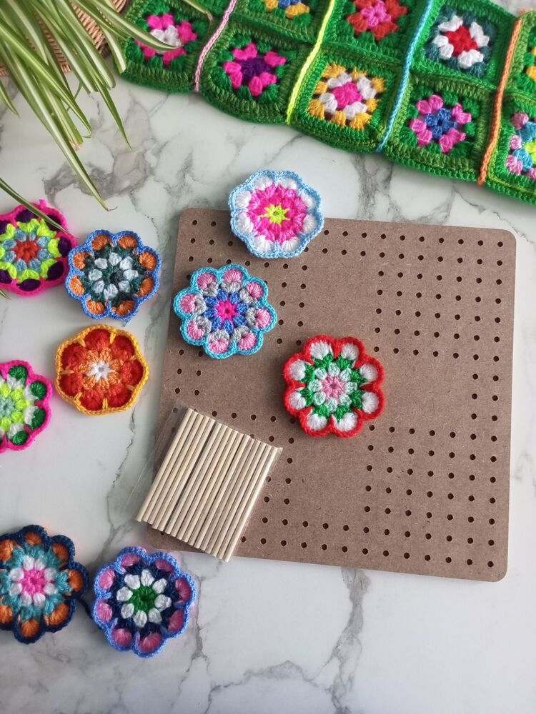 Motif Tezgahı Ahşap Motifmatik 30*30 cm Örgü Tığ işi Motif Bloğu