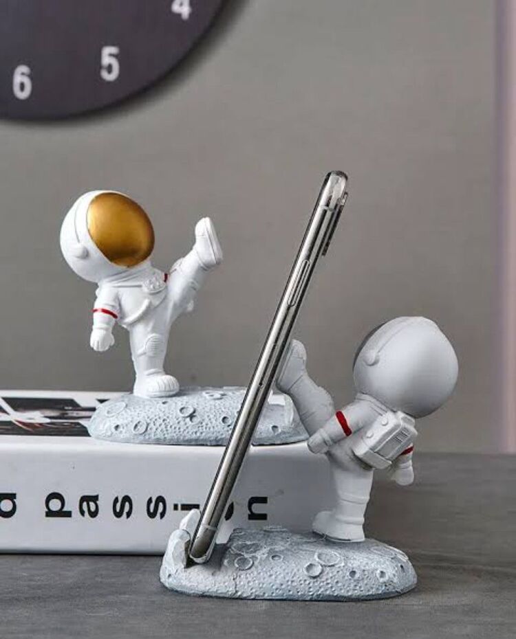 Astronot Telefon Tutacağı Masaüstü Cep Telefonu Tablet Tutucu