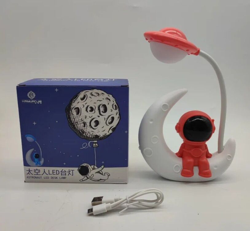 Yaratıcı ay astronot gece lambası, LED küçük masa yatak odası