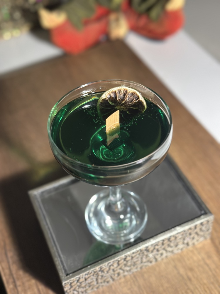 Buzları Erimiş Mojito Kokteyl Mum