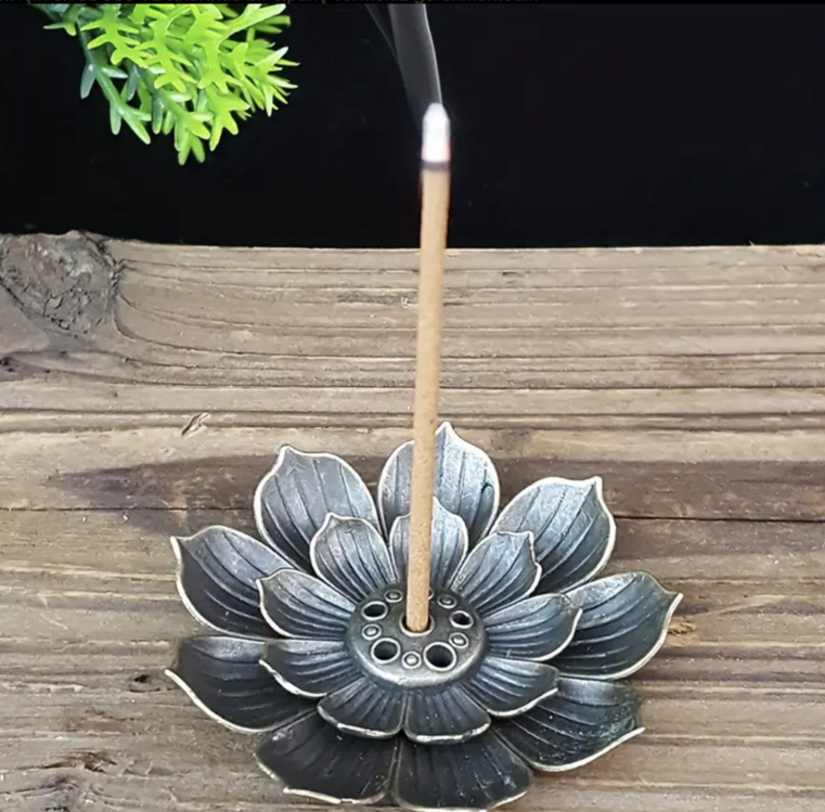 Metal Lotus Çiçek Tütsülük