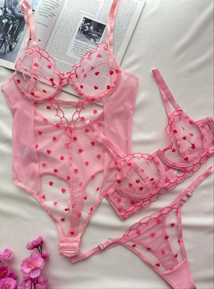 Pink love takımı