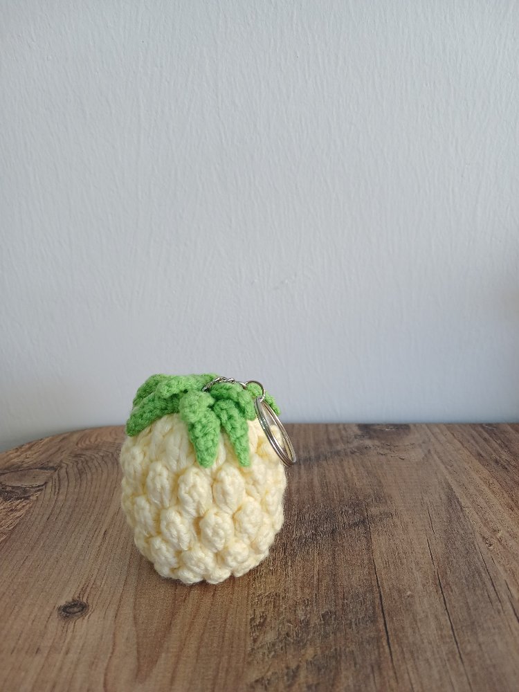 Ananas anahtarlık