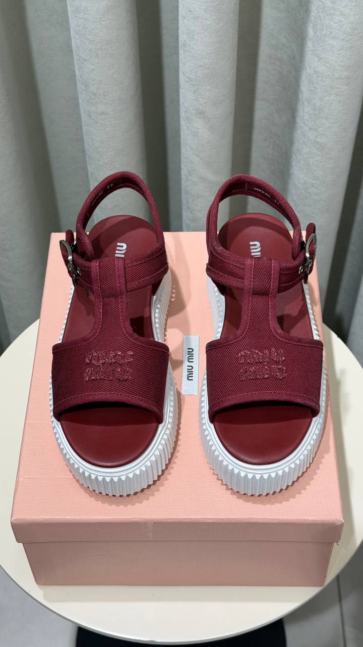 Miu Miu Kadın Sandalet