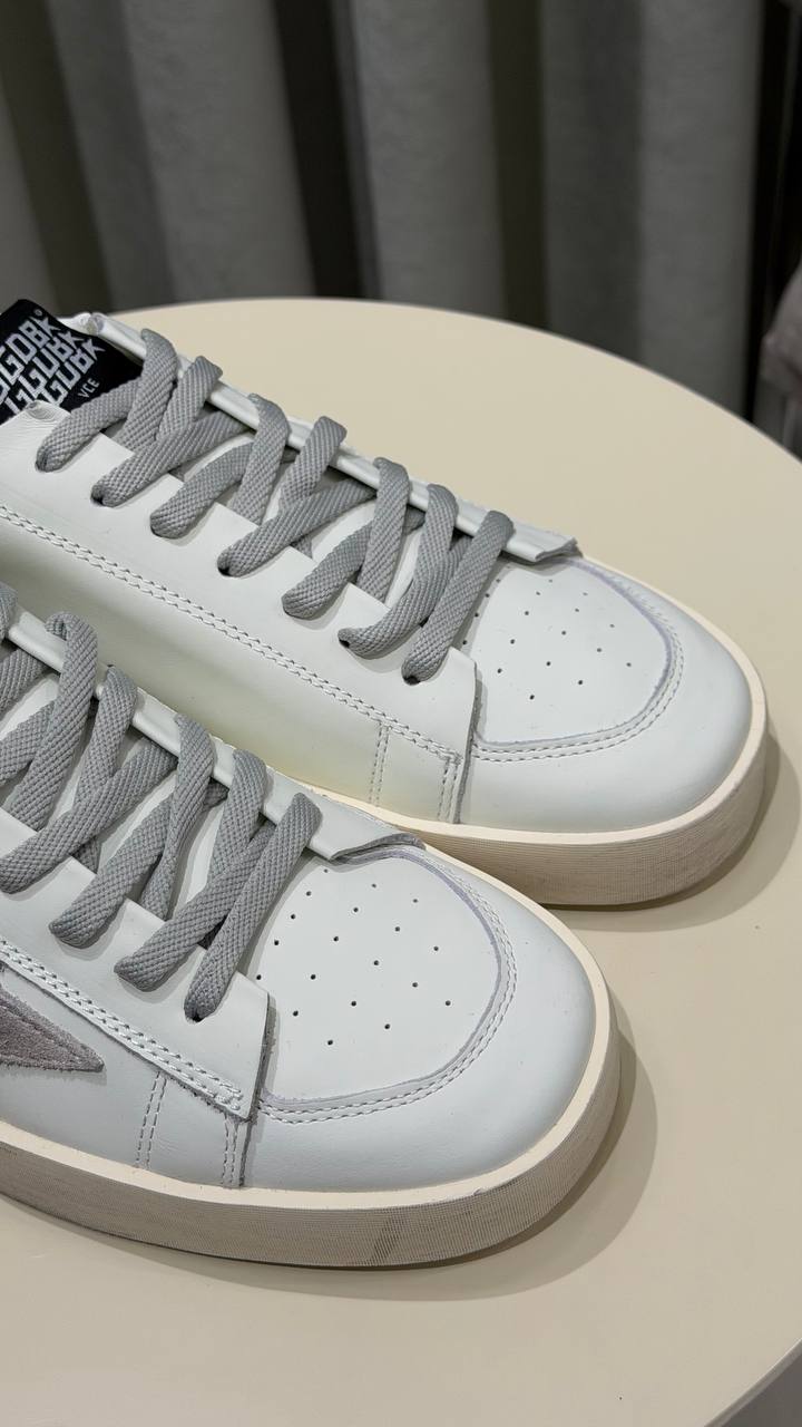 Golden Goose Unisex Sneaker