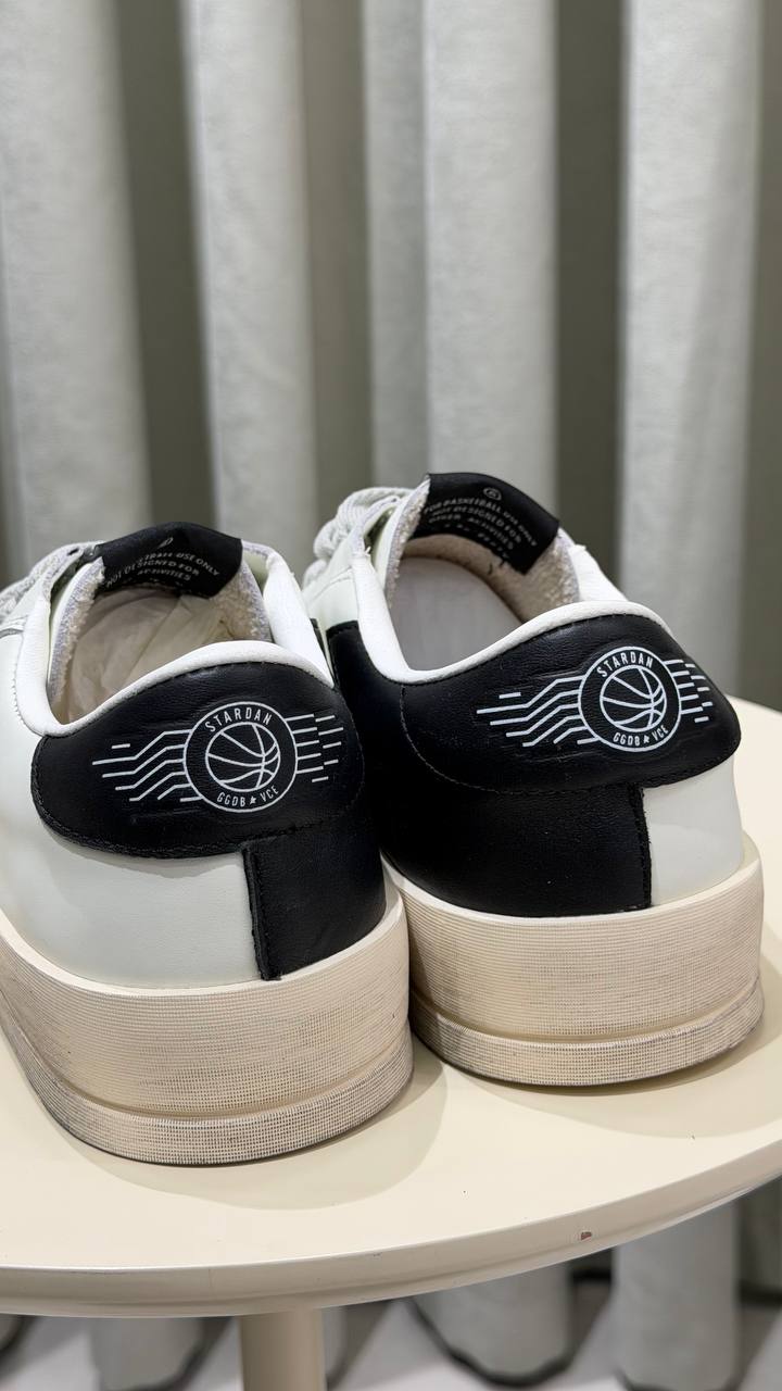 Golden Goose Unisex Sneaker