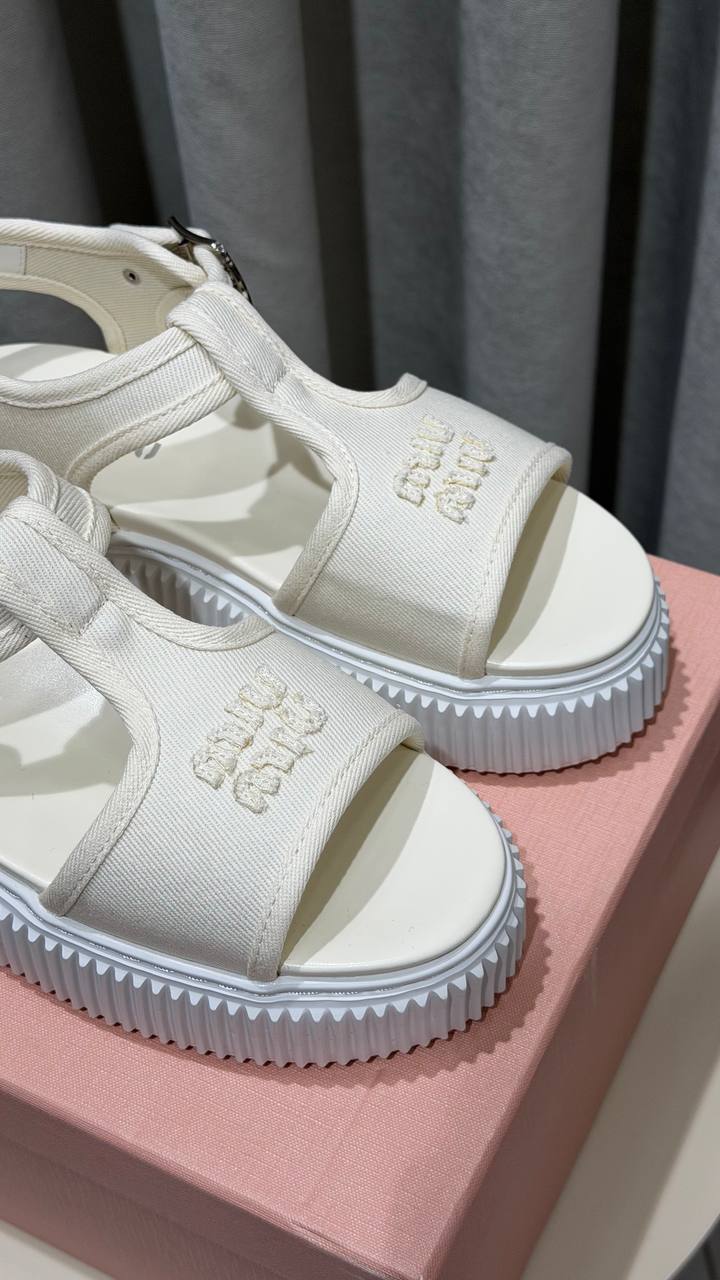 Miu Miu Platform Sandalet