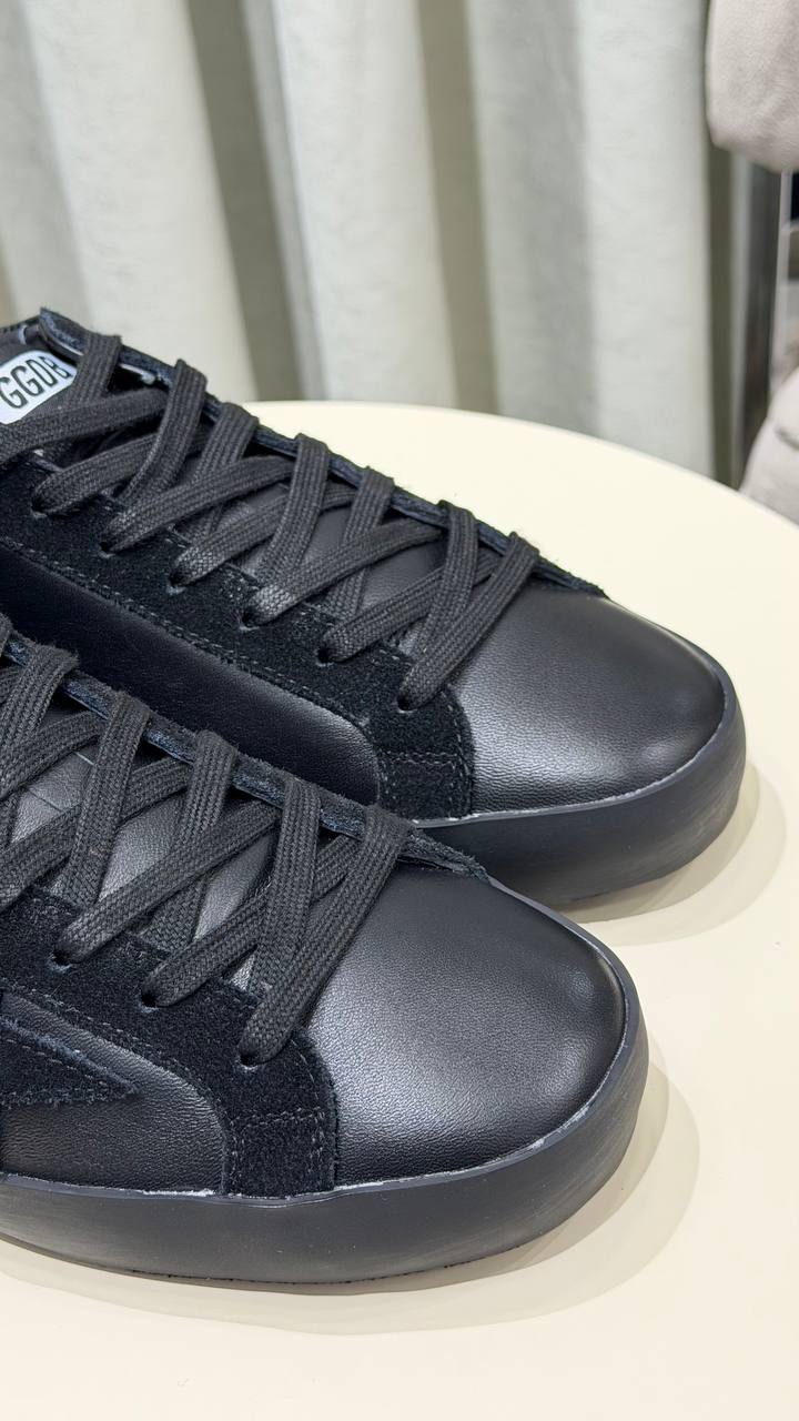 Golden Goose Unisex Sneaker
