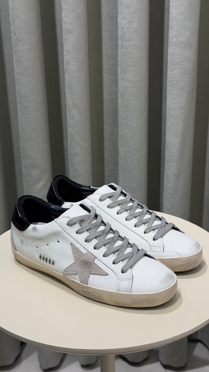 Golden Goose Unisex Sneaker