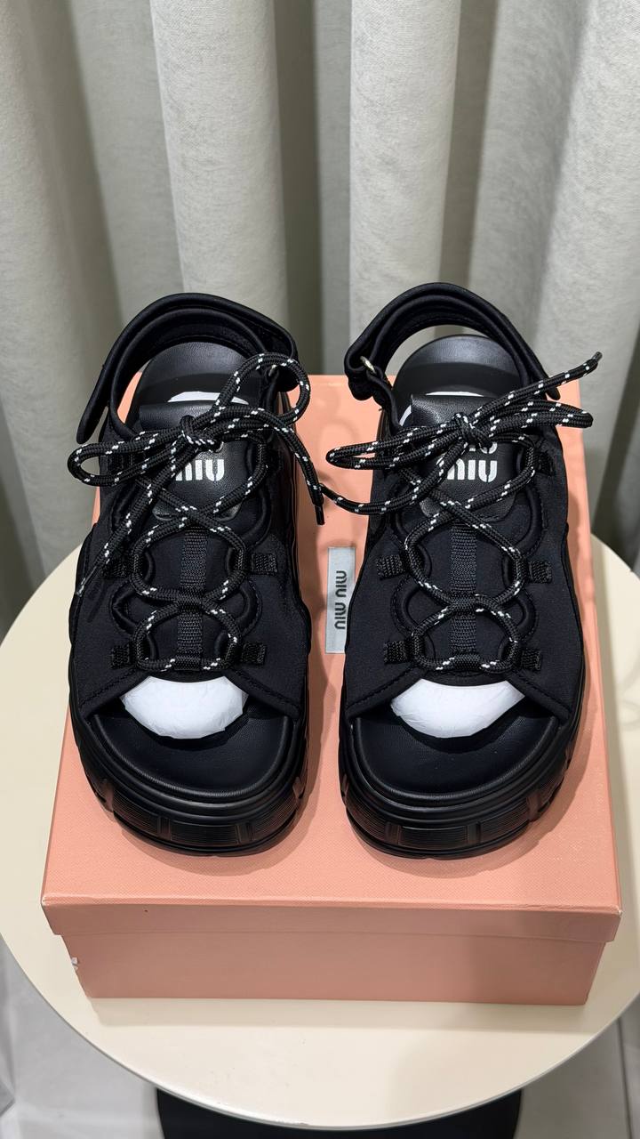 Miu Miu Kadın Sandalet