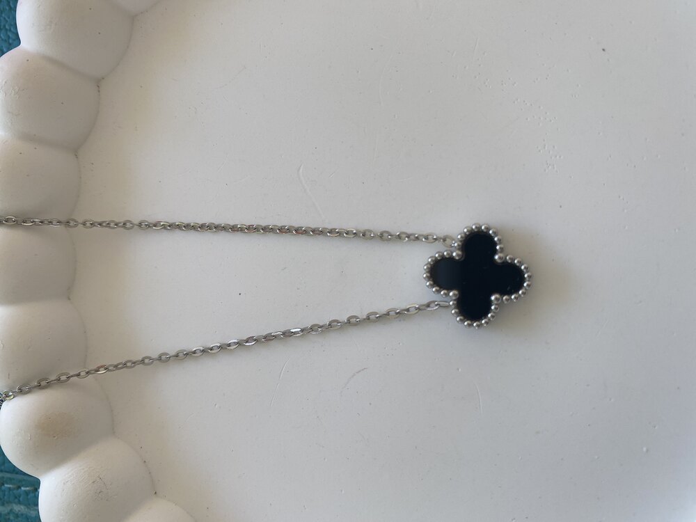 Van Cleef kolye