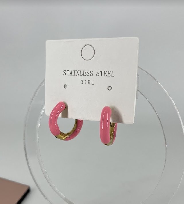 Pembe halka küpe