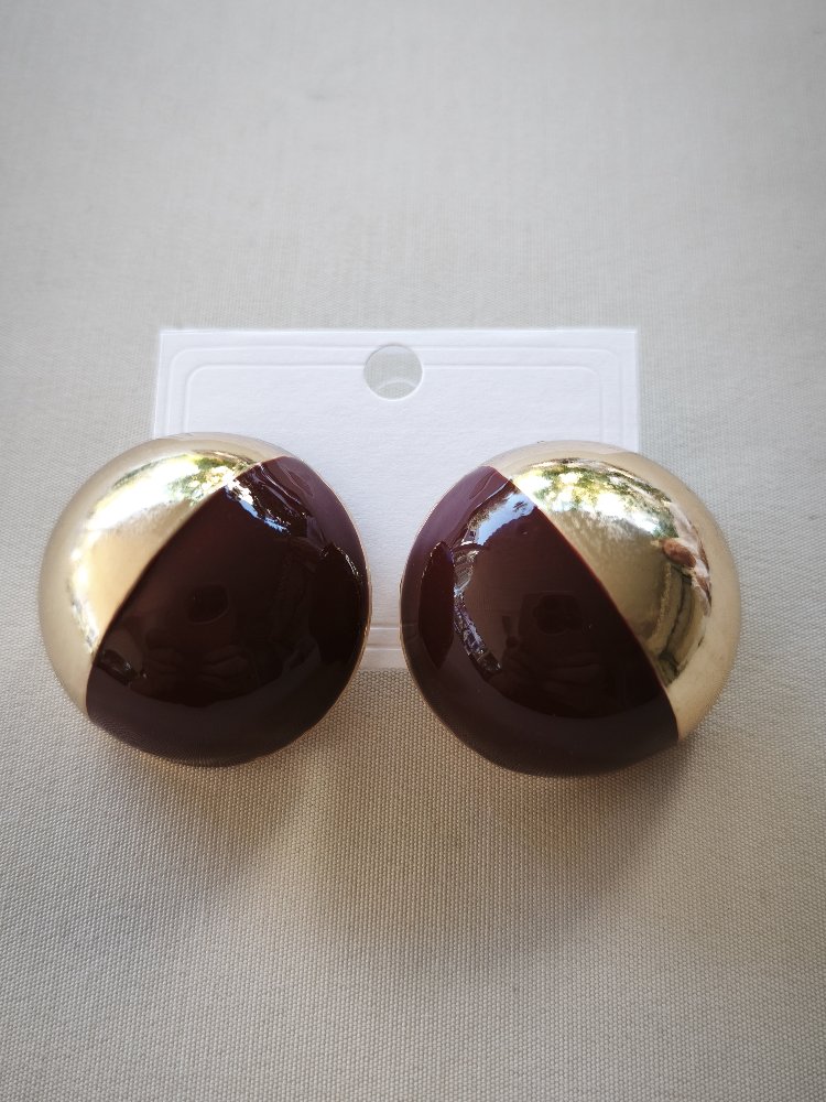 Bordo küpe