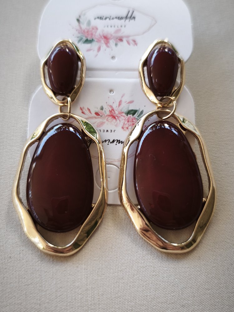 Sallantılı bordo küpe