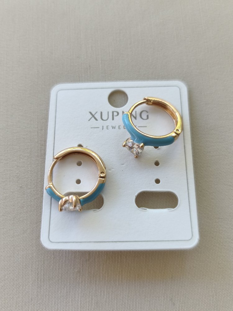 Minik taşlı küpe
