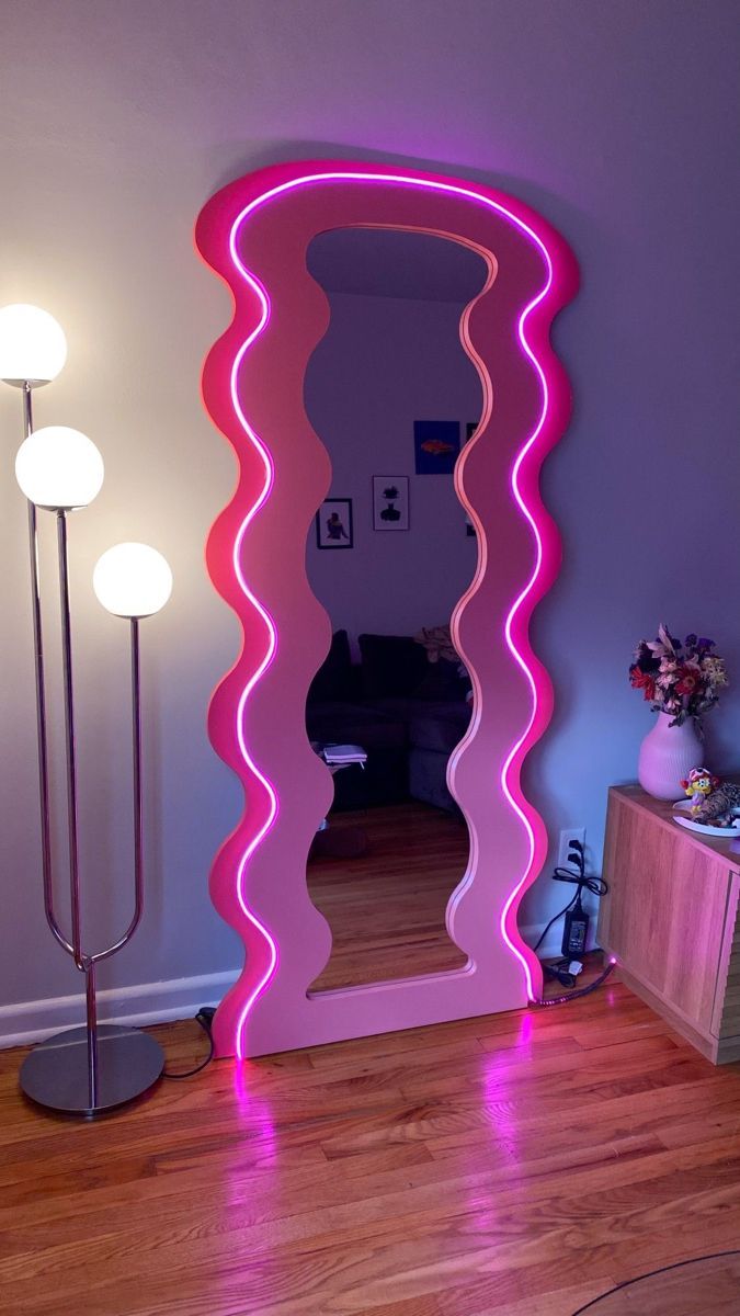 Mirror ahşap ayna