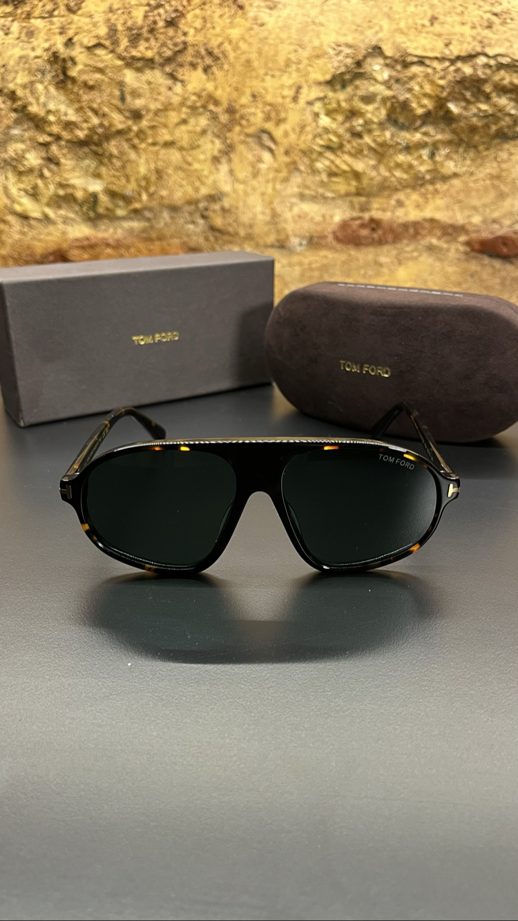Tom Ford güneş gözlüğü