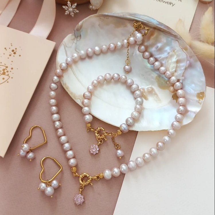 DREAMY PINK İNCİ KOLYE