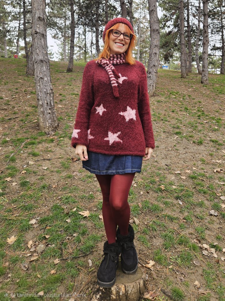 Yıldız figürlü bere, çizgili atkı takım