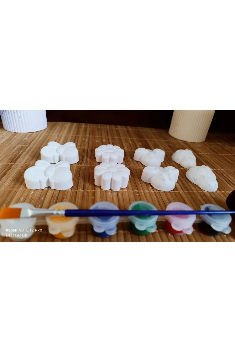 8 Adet (3D) Sevimli Böcekler Figürlü Taş Boyama Seti Çocuk Gelişimi Etkinlik