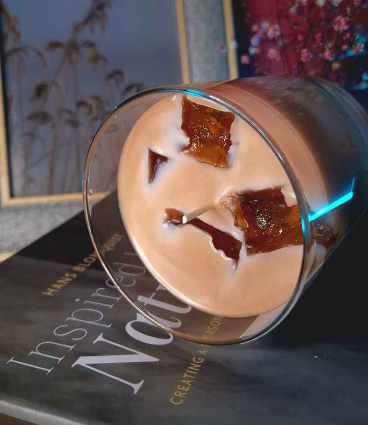 ICED LATTE KAHVE KOKULU MUM