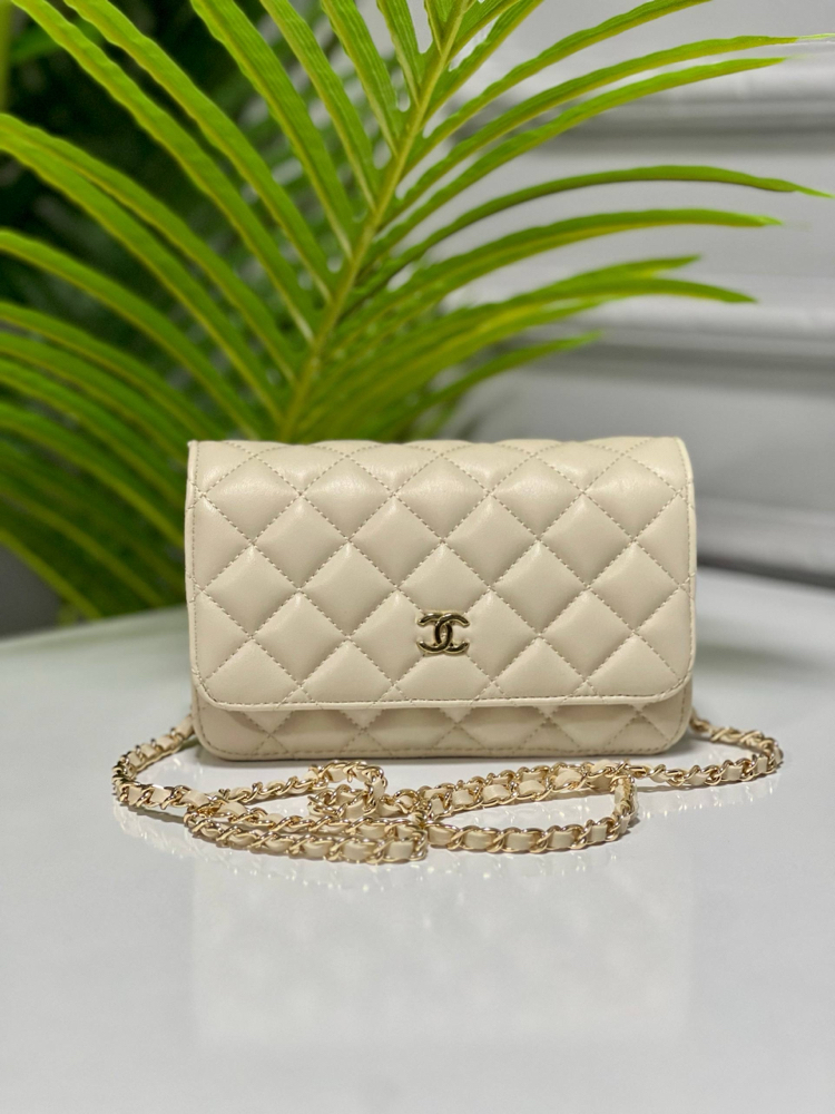 Chanel kibrit çanta 