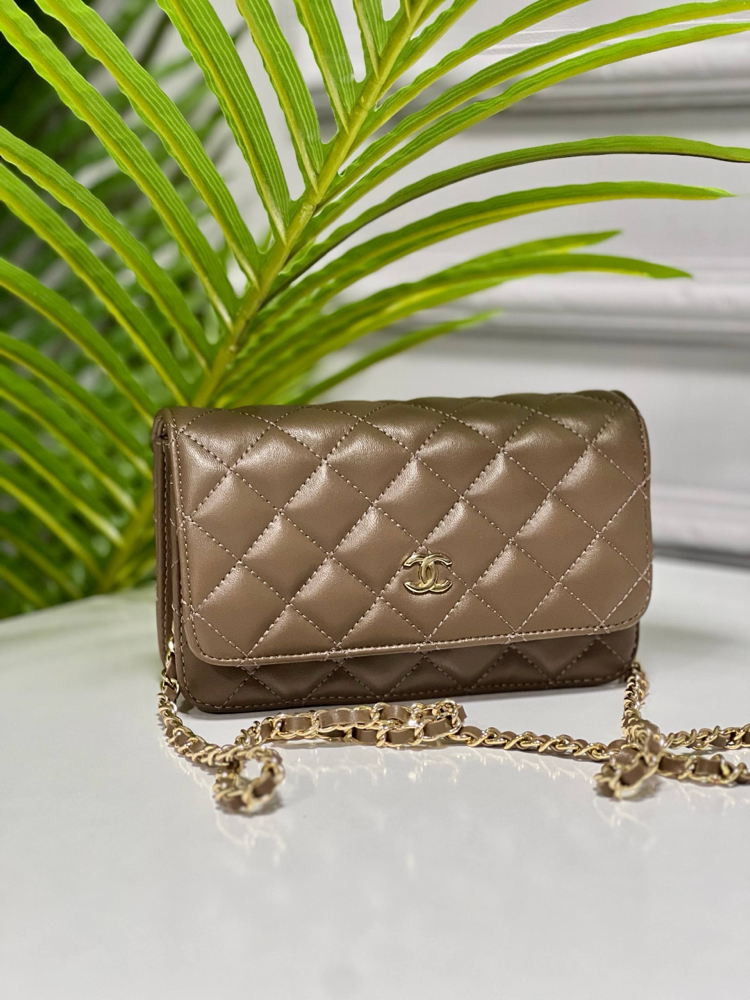 Chanel kibrit çanta 
