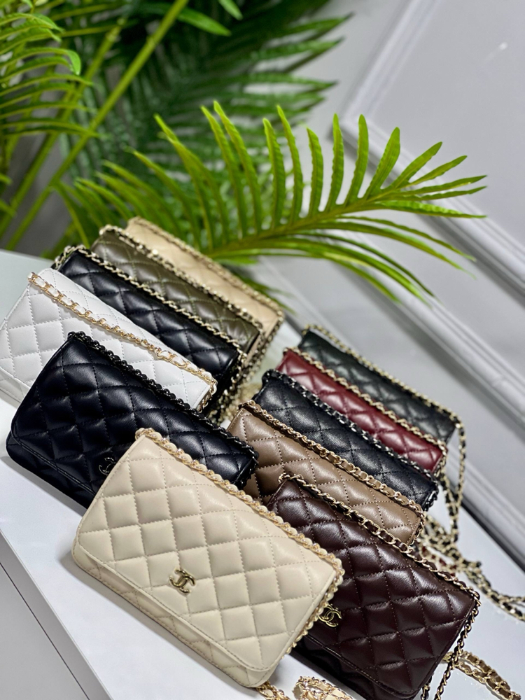 Chanel kibrit çanta 