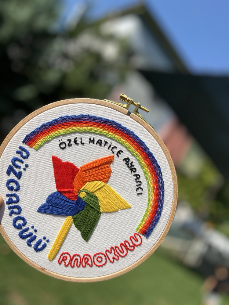 "Rüzgargülü Anaokulu" Logo Nakış Çalışması(Kişiselleştirilir)