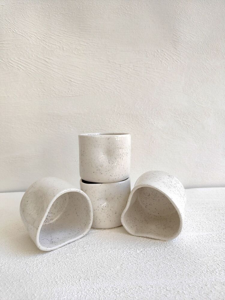 wabi-sabi Mug (siyah-beyaz benekli)