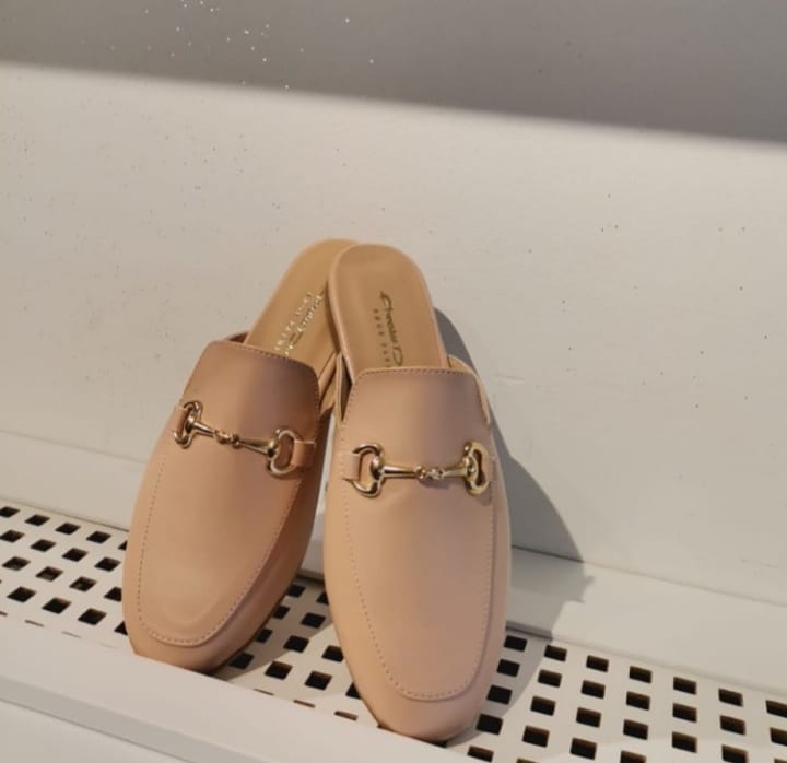 CHANEL PUDRA TERLİK