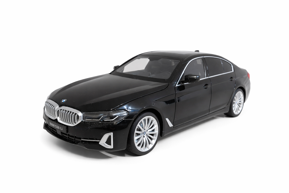 Bmw 5 Serisi G30 Siyah 1/18