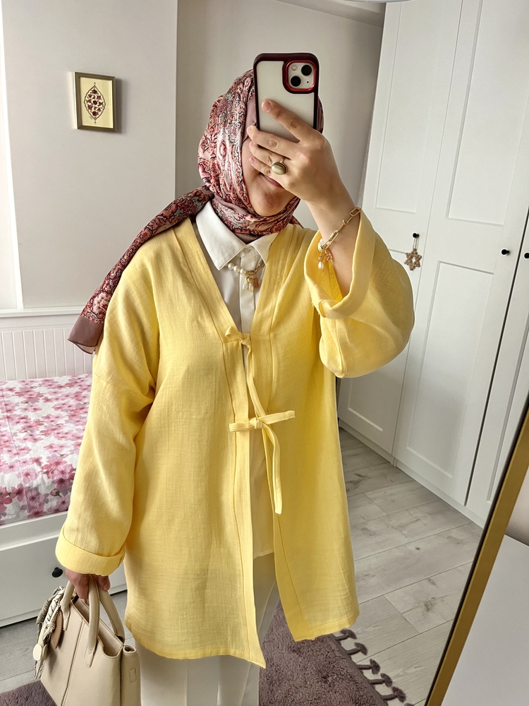 Sarı kimono