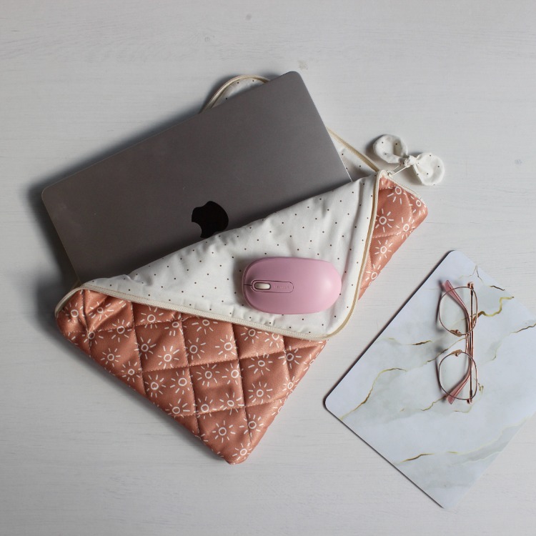 MacBook Yuvası -13.3"- Kiremit