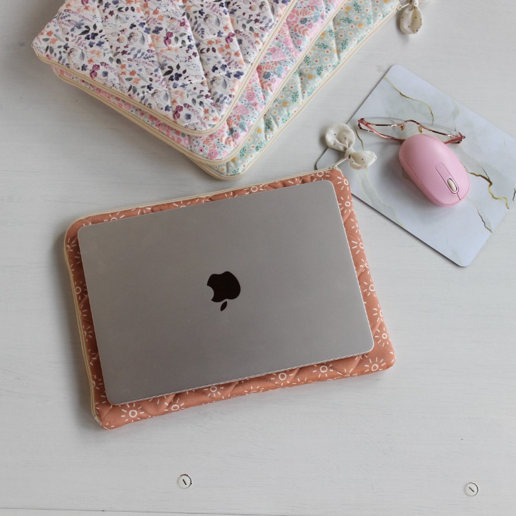 MacBook Yuvası -13.3"- Kiremit