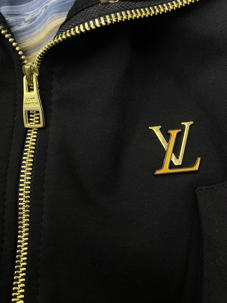 LOUIS VUITTON EŞOFMAN TAKIMI