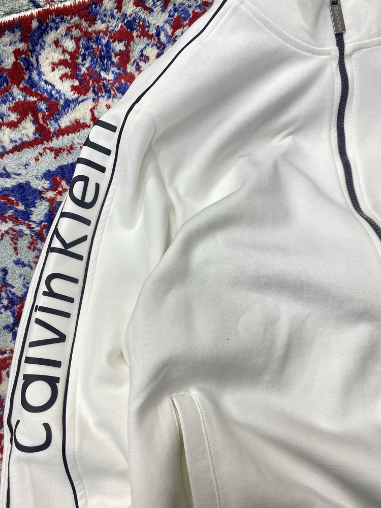 CALVIN KLEIN EŞOFMAN TAKIMI